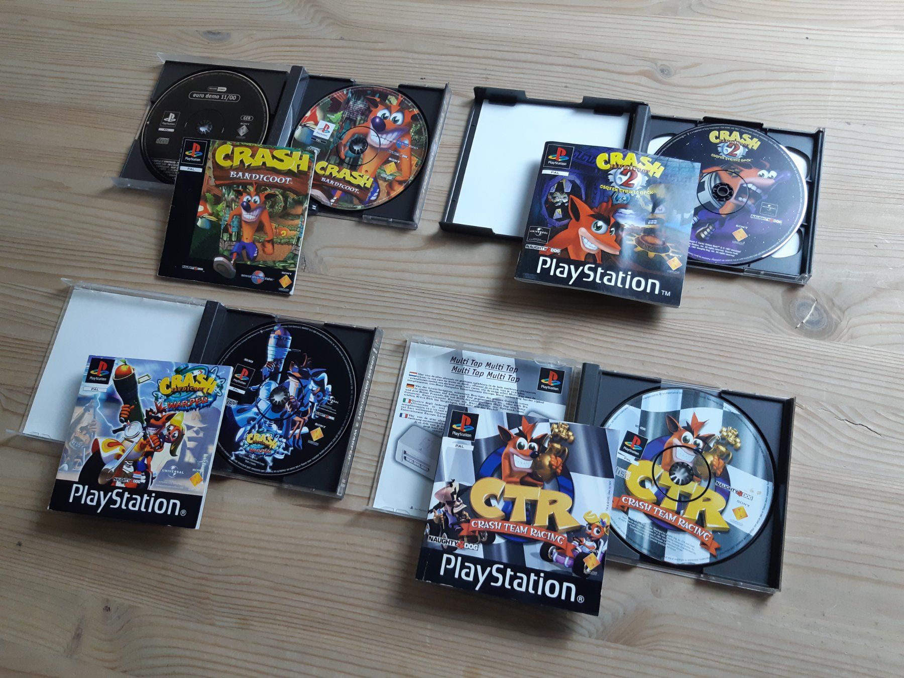 Sony Spiele: Crash Bandicoot PS1 Set 1 2 Cortex Strikes Back 3 Warped CTR – Gebraucht aus Welschenrohr von  5