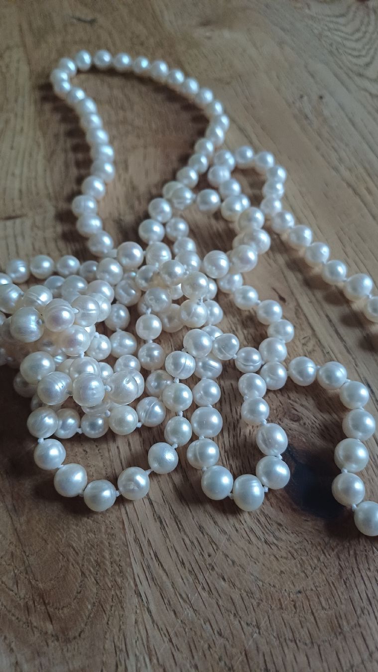 Perle (finte): Schöne Perlenkette 60 cm lang – Usato da Flawil venduto da Pinkmalibu 1