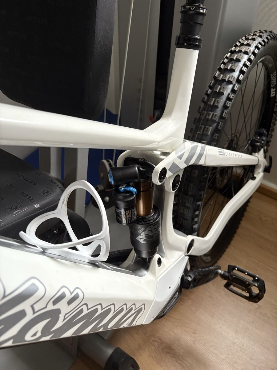 Thömus Biciclette: Vélo électrique Thomus – Nuovo (secondo la descrizione) da Biel/Bienne venduto da Bas.reg 1