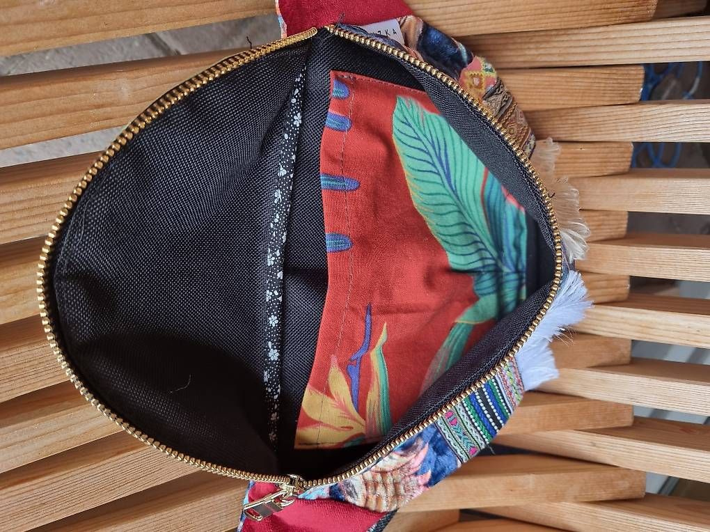 Taschen: Patchwork neue Bauchtasche, Tasche handmade Reuse Materials – Neu (gemäss Beschreibung) aus Binz von JoPra 2