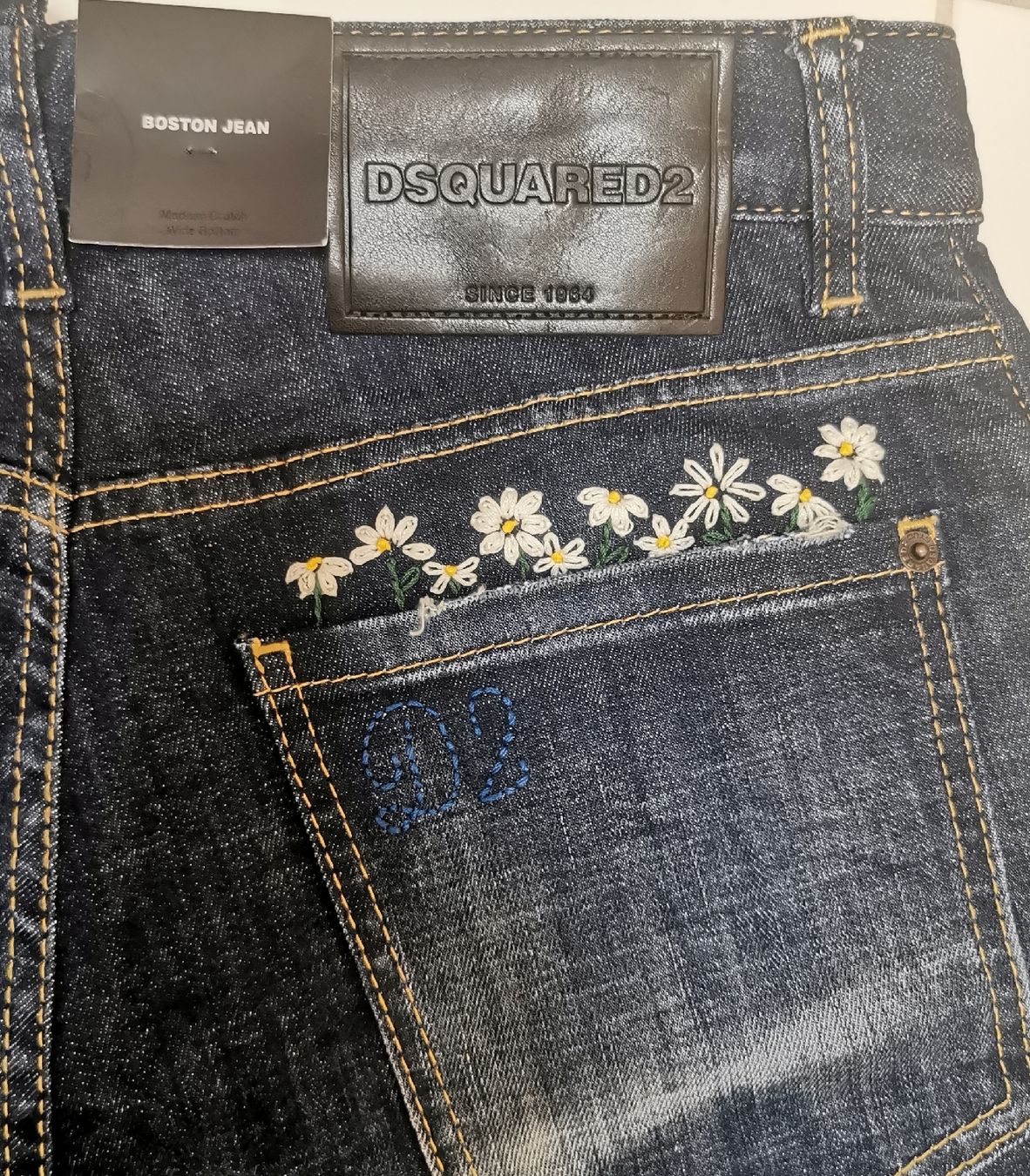 Dsquared2 Jeans: Dsquared jeans neue – Neuf avec emballage d'origine à Wetzikon ZH par mau_m2bm 4
