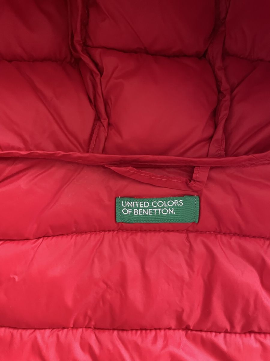 Benetton Giacche & Cappotti: Benetton leichte Daunenjacke – Usato da Zürich venduto da frtoll 1