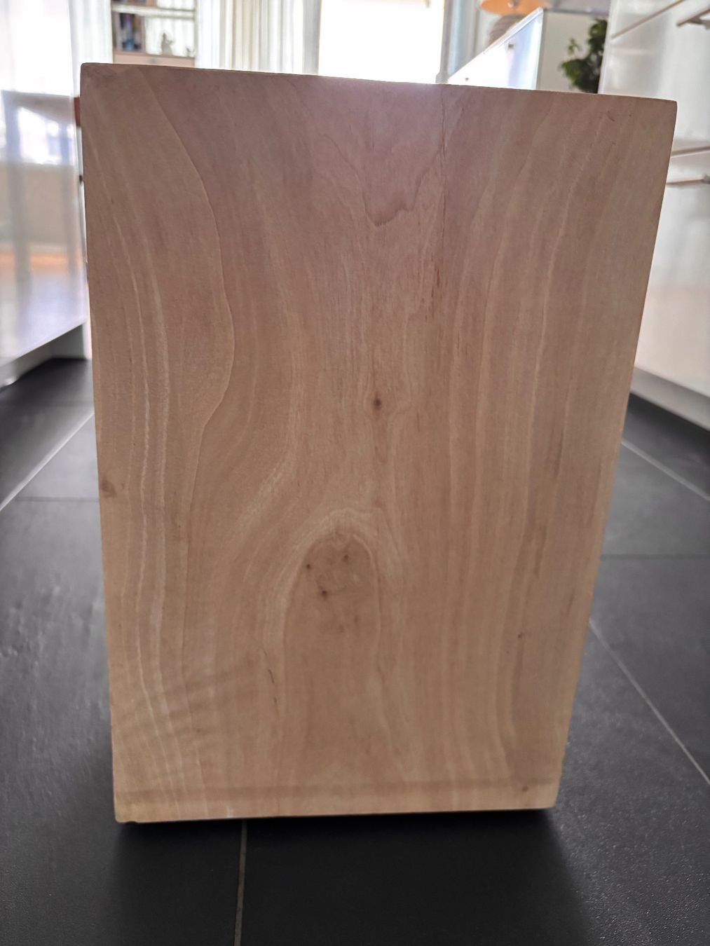 Articoli in legno: Massiver Design-Holzblock Manum – Usato da Bern venduto da Aero72 6