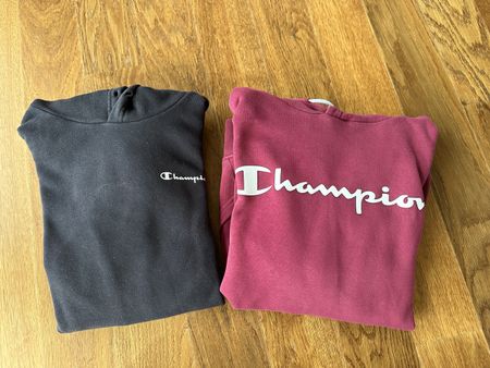 2 Hoodies Champion