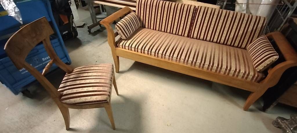 Divani: Biedermeier Sofa/Liege mit Stuhl – Usato da Steinach venduto da Tsgweh 1