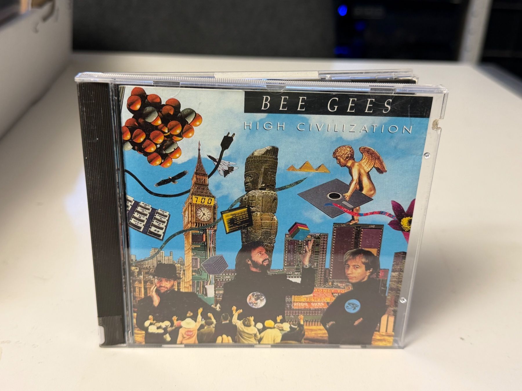 CD: Bee Gees - High Civilization - HB21D – Usato da Küsnacht ZH venduto da Jazztilldawn