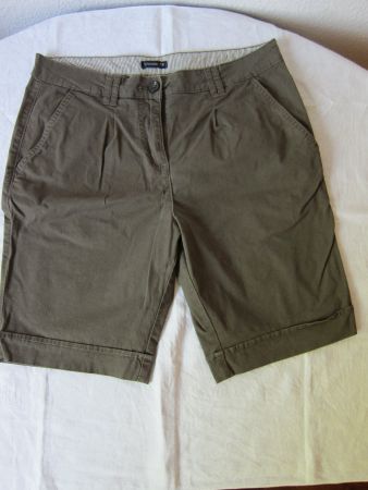 Kurzhose Chicorée, olive, Top Zustand!