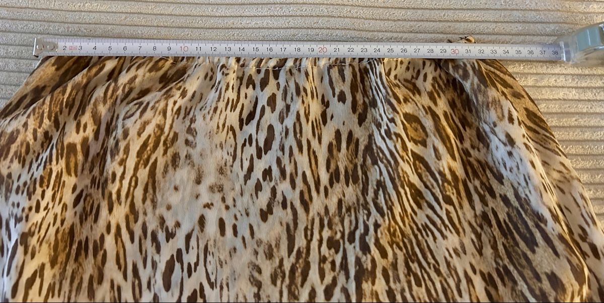 Gonne: Rock mit Leopardenmuster und Rosenprint Gr.S – Nuovo (secondo la descrizione) da Egliswil venduto da anbe8 1