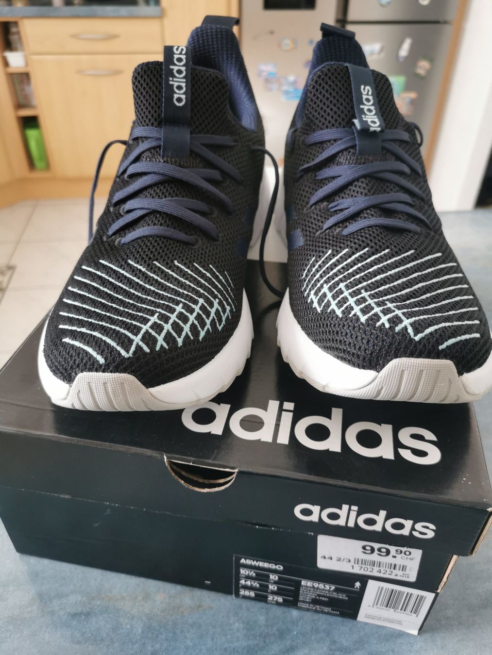 Adidas Scarpe da uomo: Baskets Adidas 44 2/3 – Nuovo e nell'imballaggio originale da Peyres-Possens venduto da vevette65 1