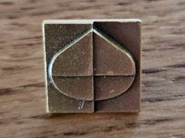 Armee-Pin Sportabzeichen Goldfarben - Top Zustand!
