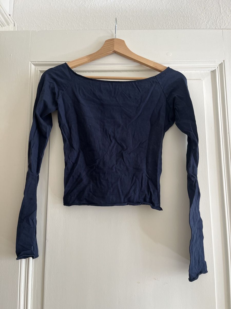 Brandy Melville Tops: brandy melville longsleeve navy – Gebraucht aus Basel von cat_25m7 1