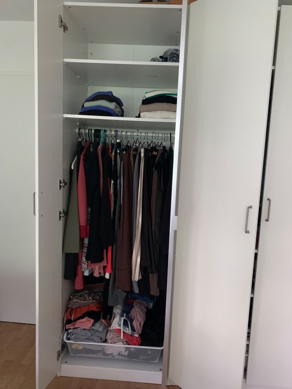 Ikea Armadi: IKEA PAX Kleiderschrank – Usato da Zürich venduto da liv_x26r 2