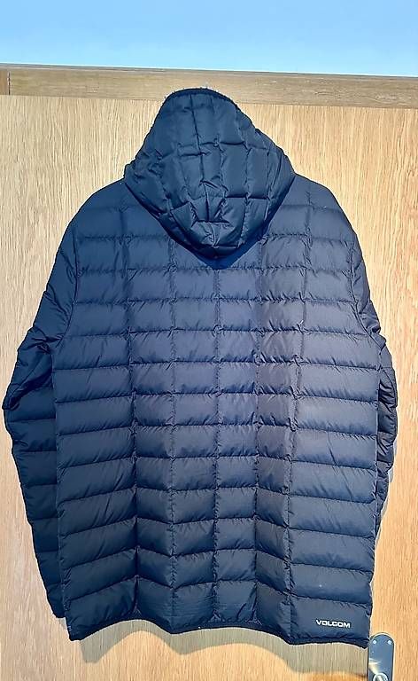 Jacken: Volcom Down Jacket | Daunen Jacke | DWR | Large – Gebraucht aus Zermatt von pet_5wmr 1