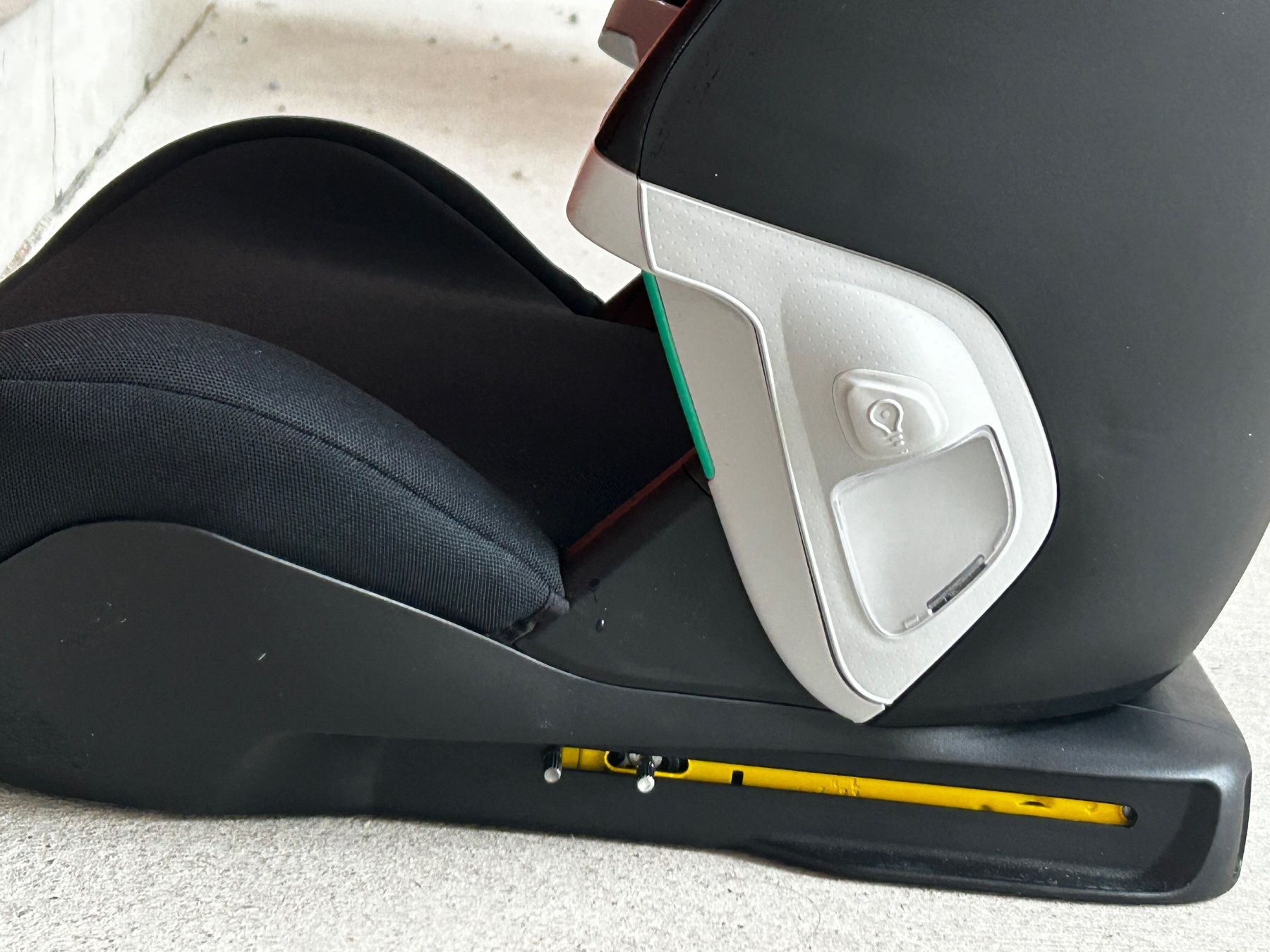 Seggiolini per auto: Maxi-Cosi Kindersitz, Top Zustand! – Usato da Zürich venduto da sop_y9mg 4
