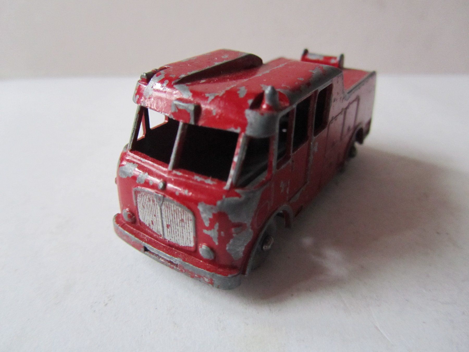 Matchbox Modellautos: Fire Engine, Matchbox Lesney, Nr. 9C, 1959-66 – Gebraucht aus Weiningen ZH von dietsch57 4