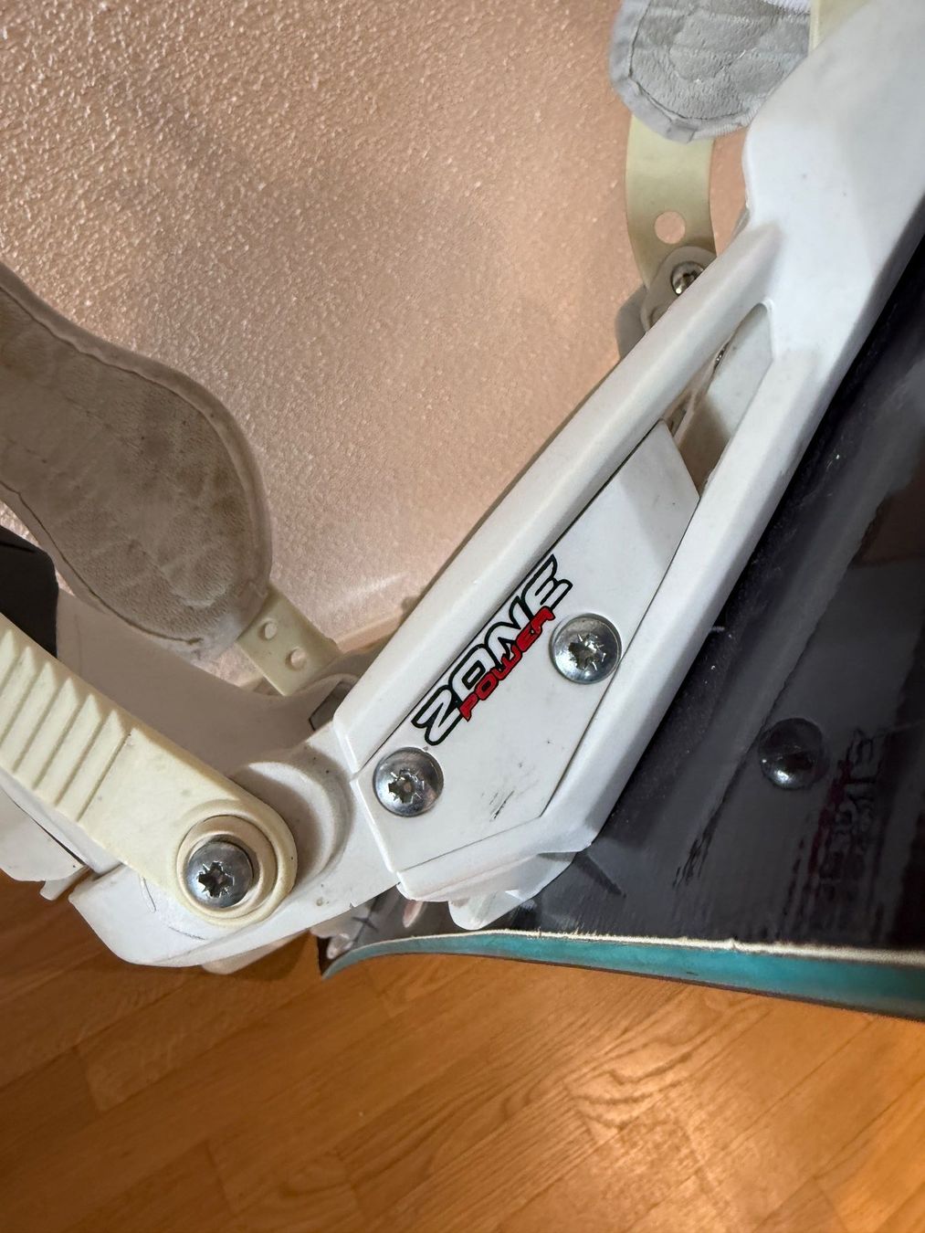 Board: Junior Snowboard 145cm – Usato da Oberbuchsiten venduto da Samson1.0 2
