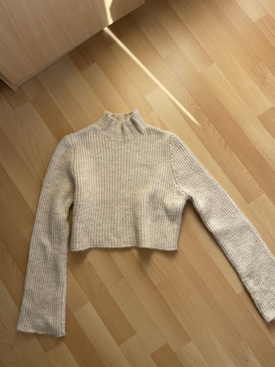 Maglioni & Felpe: Maglione beige invernale - coro – Usato da Airolo venduto da dan_qpp9