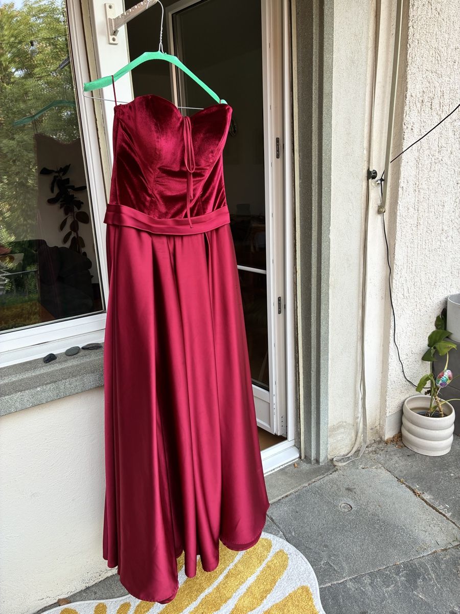 Vestiti: Abendkleid Samt/Satin – Usato da Zürich venduto da sidraysa 6