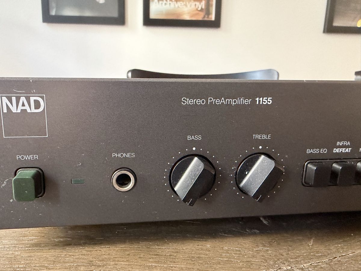 Nad Amplificatori: NAD 1155 Stereo Vorverstärker – Usato da Richterswil venduto da nomadturk 1