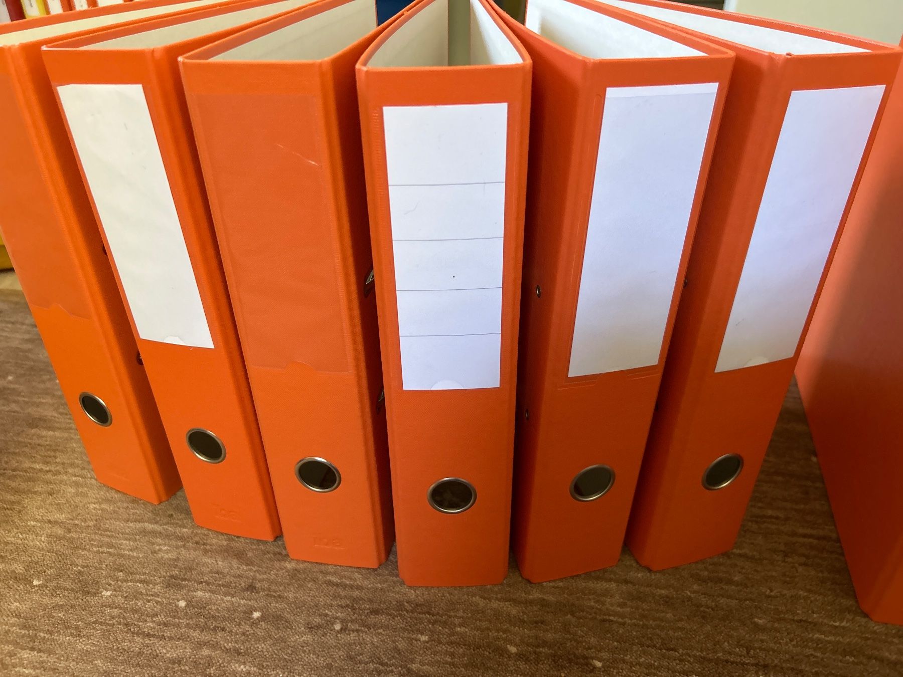 Migros Raccoglitori: A4 Ordner-Sammlung breit und schmal – Usato da Sevelen venduto da Glueckstreffer.62 2