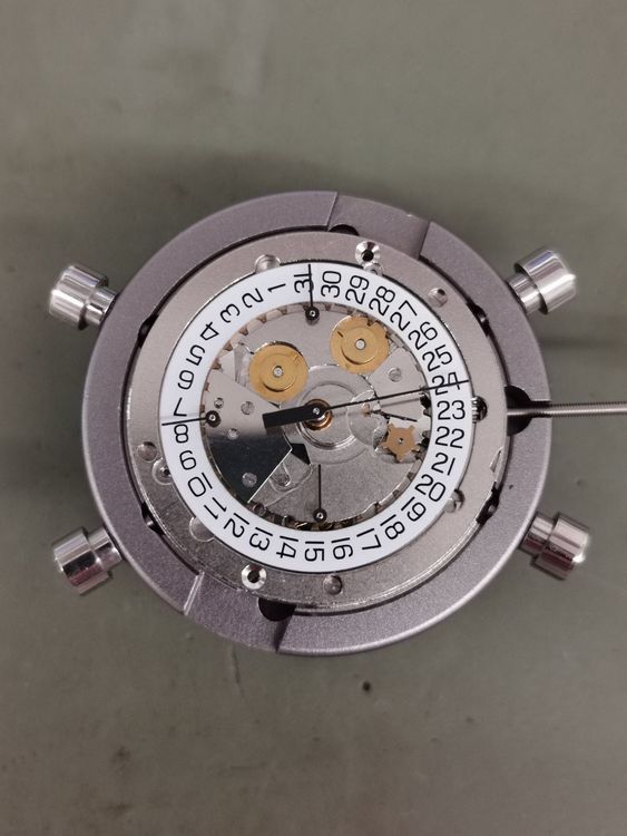 Mouvement De Montre De Poche à Réviser - Référence 7-37/P8/N1, Occasion Pour Pièces Ou Réparation