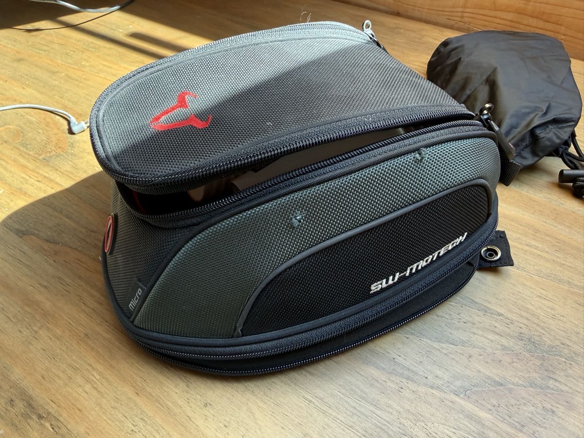 SW-Motech Borse: SW-Motech Motorrad Tankrucksack EVO  – Usato da Andwil TG venduto da Beats19 1