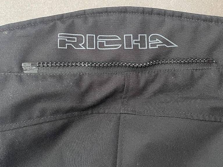 Hosen: Richa Airbender Damen-Motorradhose Gr. L – Gebraucht aus Niederrohrdorf von h-o-s-c-h-i-21 3