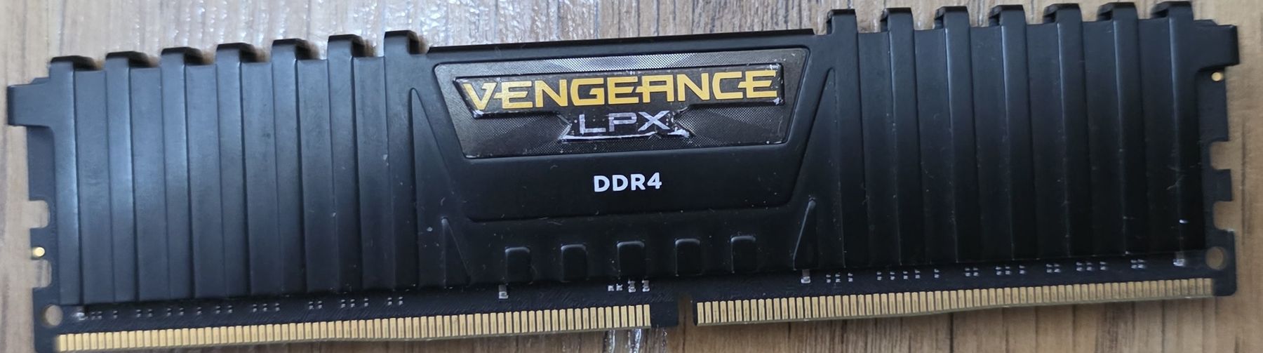 Corsair Memory / RAM: Corsair Vengeance LPX DDR4 RAM Module – Gebraucht aus Zell LU von MatiMati2706