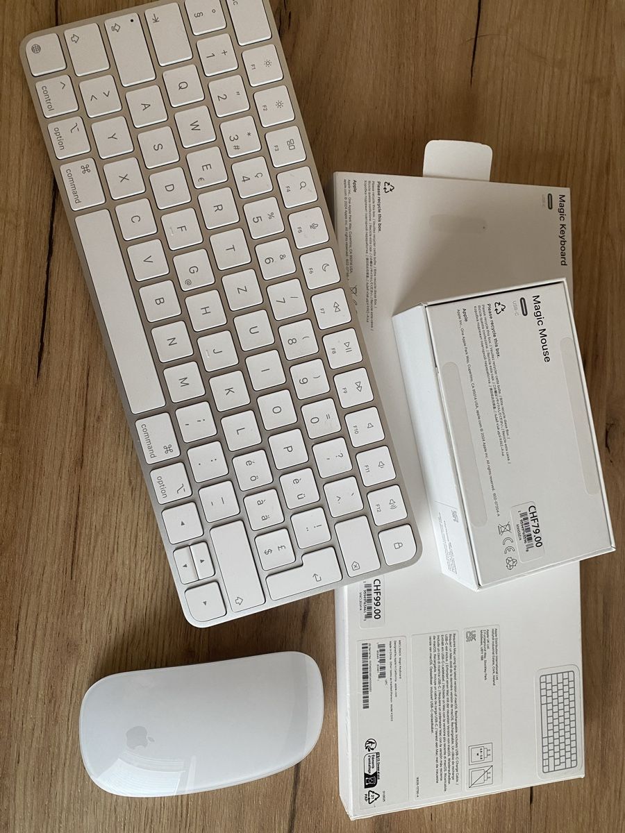 Apple Tastiere: Apple Tastatur und Maus – Nuovo (secondo la descrizione) da Mönchaltorf venduto da pascal_olivier 1