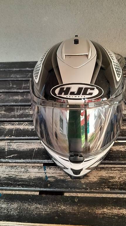 HJC Caschi & visiere: Casco da moto HJC – Nuovo (secondo la descrizione) da Davesco-Soragno venduto da Mia_sii