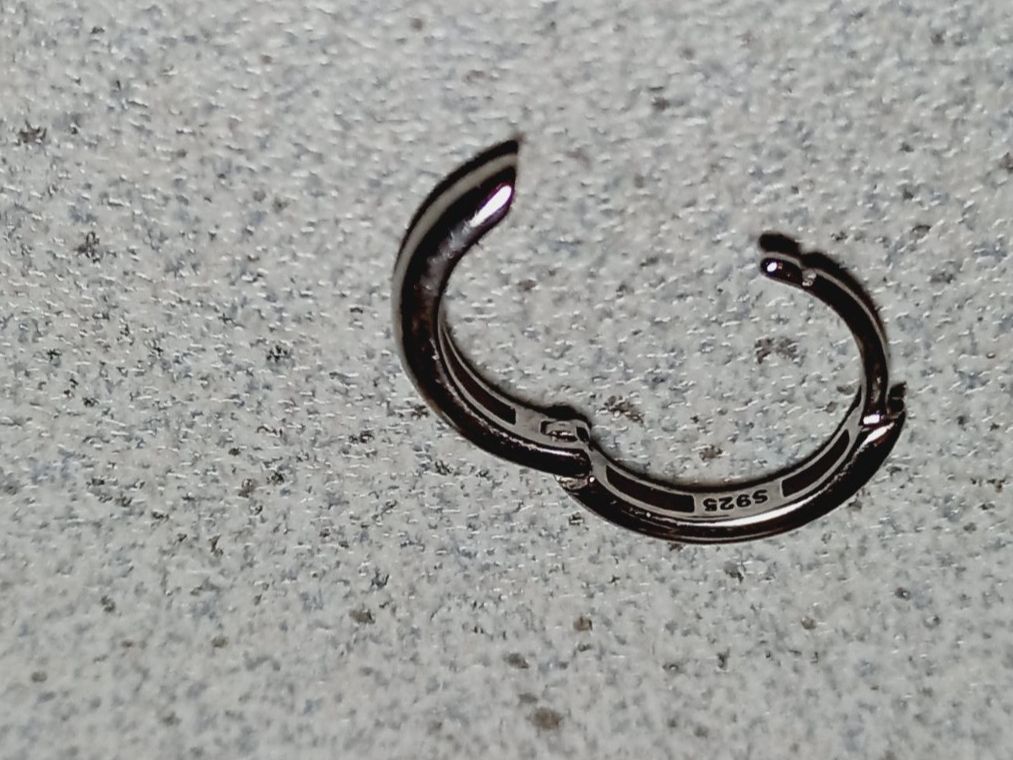 Orecchini pendenti & Orecchini a lobo: 1 Creolen Ohrhänger 925 Silber 0.7g – Nuovo e nell'imballaggio originale da Winistorf venduto da acreativ4 1