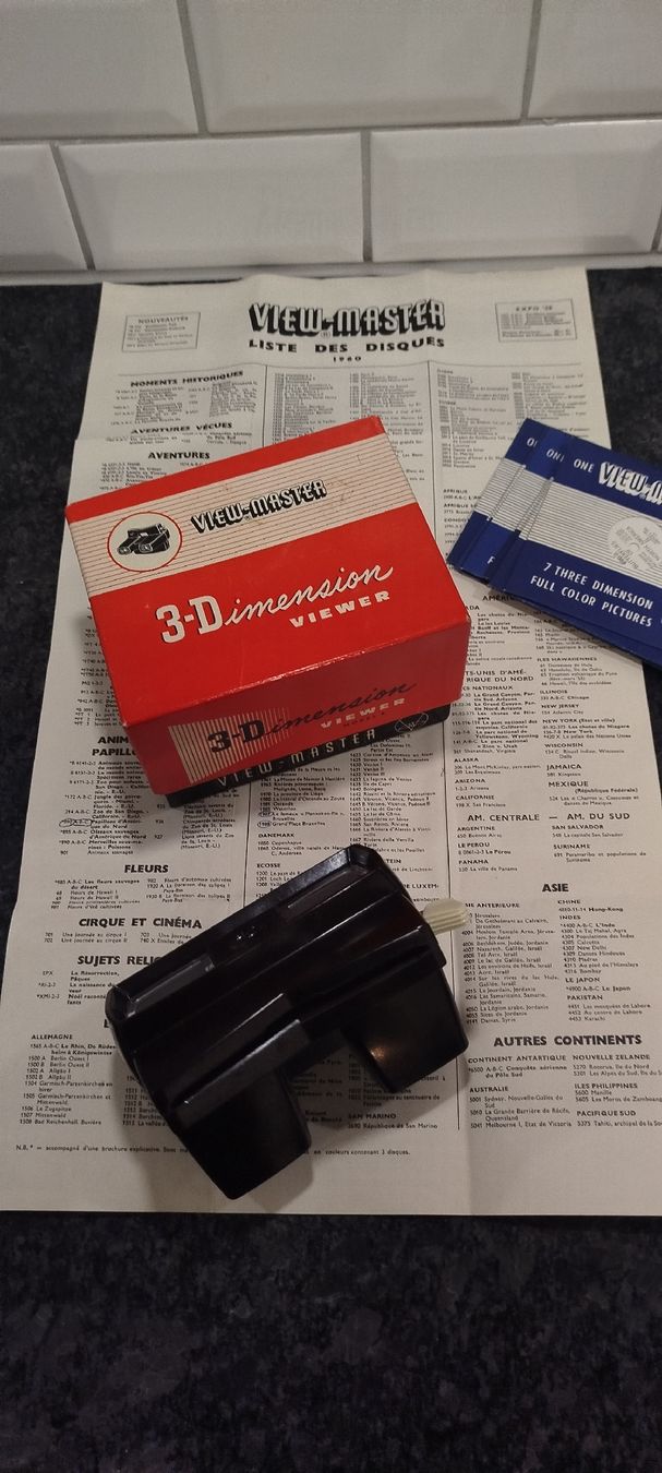 View-master Giocattoli: view master 3-d ancien en bakélite avec 9 pellicules – Usato da Genève venduto da Octo-puces 5