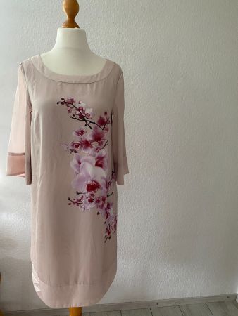 wunderschönes Orchideen Kleid  Gr. M (38/40)