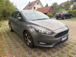 Ford Focus 1.0 SCTi mit 125 PS, Erstzulassung 04/15