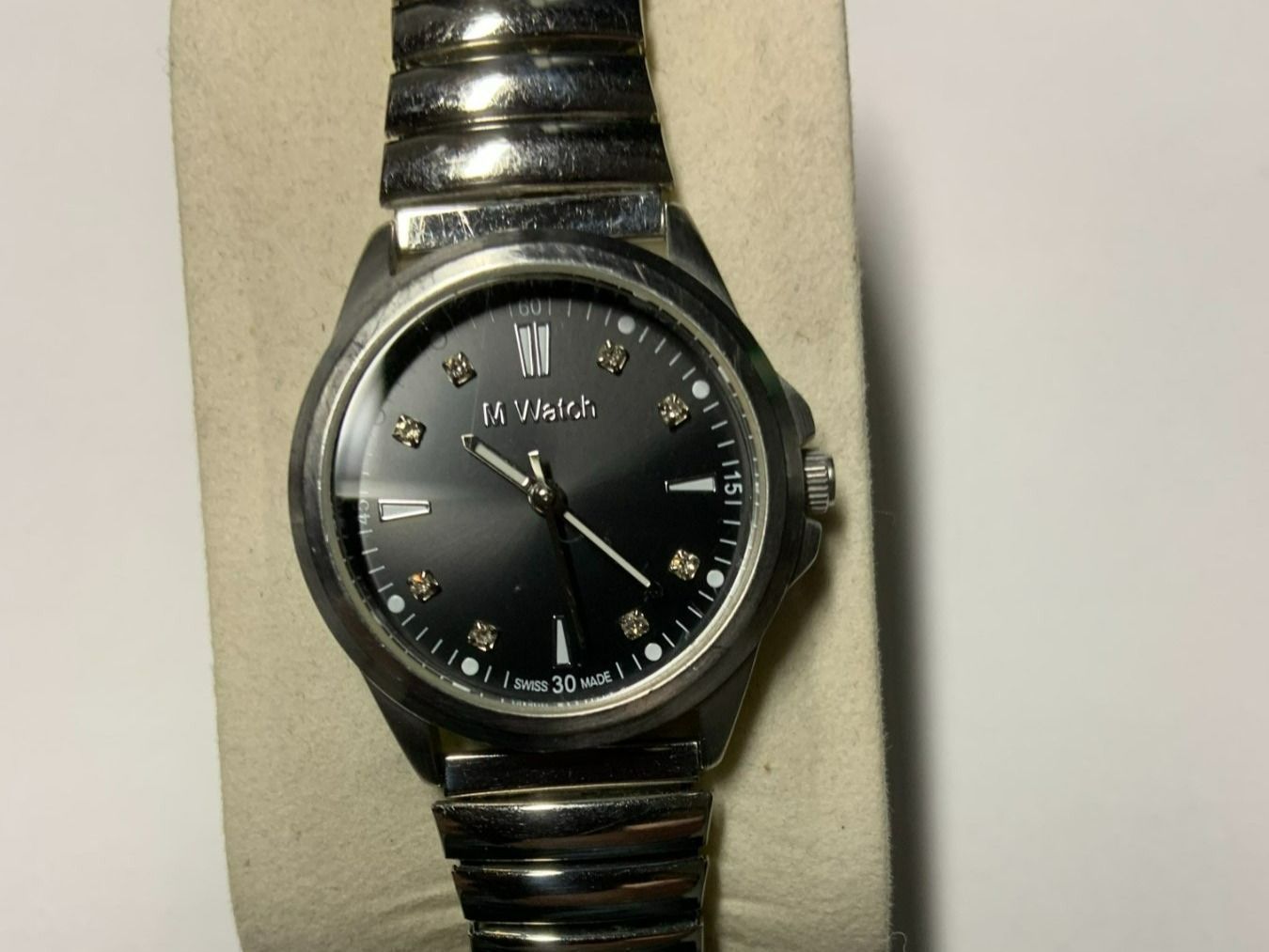 Mondaine Uhren: Mondaine Damenuhr 30mm – Gebraucht aus Winterthur von UncleMikha-el