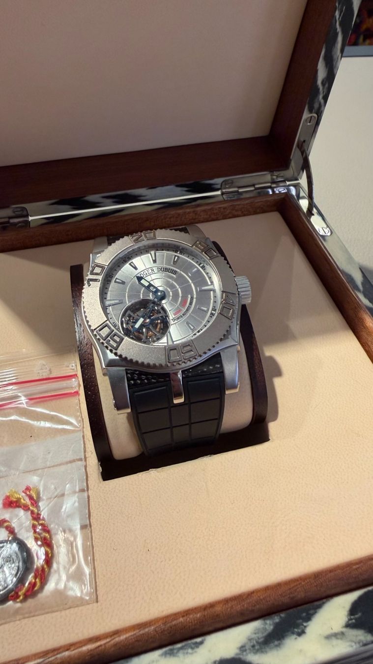 Roger Dubuis Orologi: Roger Dubuis Easy Diver Tourbillon 48mm – Usato da Randogne venduto da 2G1909 6