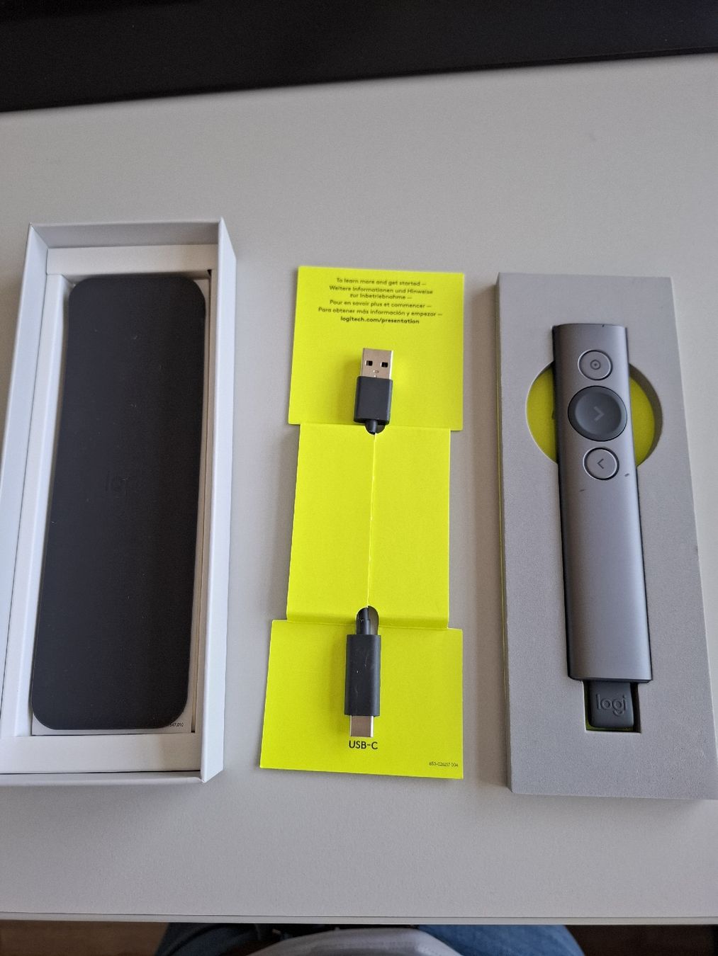 Logitech Telecomandi: Logitech Spotlight Presentation Remote - Wie neu! – Nuovo (secondo la descrizione) da Frick venduto da Drogba_15 3
