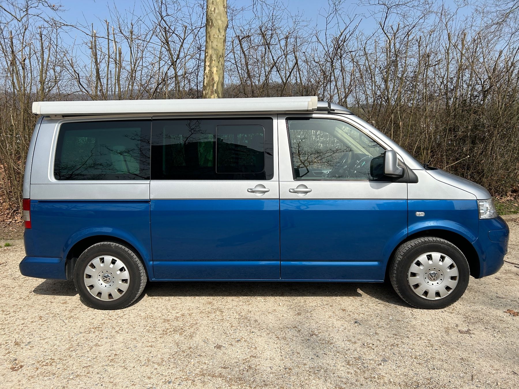VW Veicoli da campeggio: VW T5 California Camper ab Mfk – Usato da Wettingen venduto da Sell_23 1