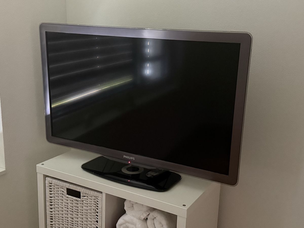 Appareils TV: Philips Smart-TV 40“ – D'occasion à Steinhausen par Oberli80