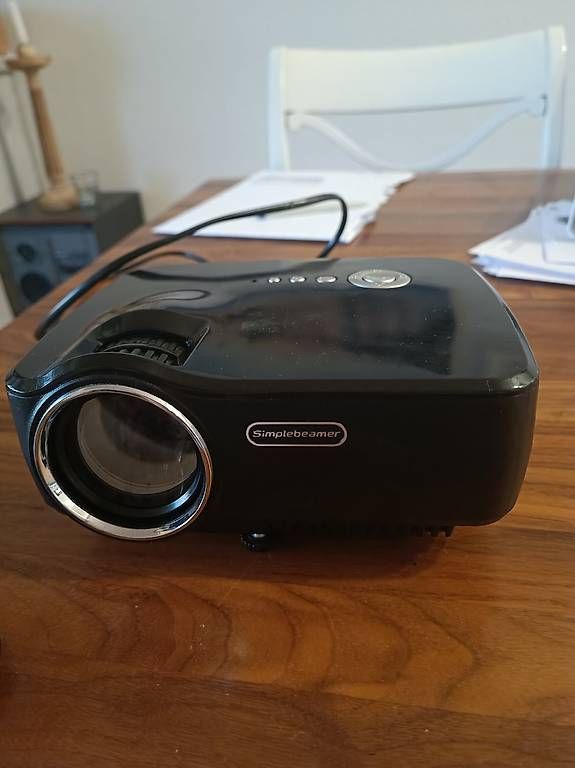 Vidéoprojecteurs: Beamer – D'occasion à Grosswangen par luc_6w5b 1