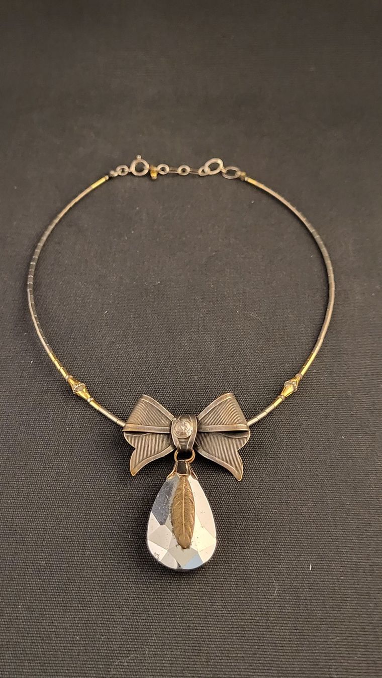Catenine: Vintage Collier mit Anhänger, Modeschmuck – Usato da Basel venduto da spinne02