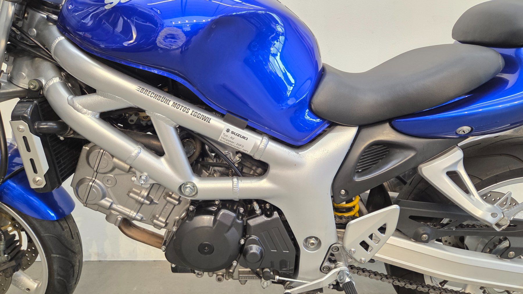 Suzuki Strada: Suzuki SV 650 – Usato da Tägerschen venduto da Moto-Welt 5