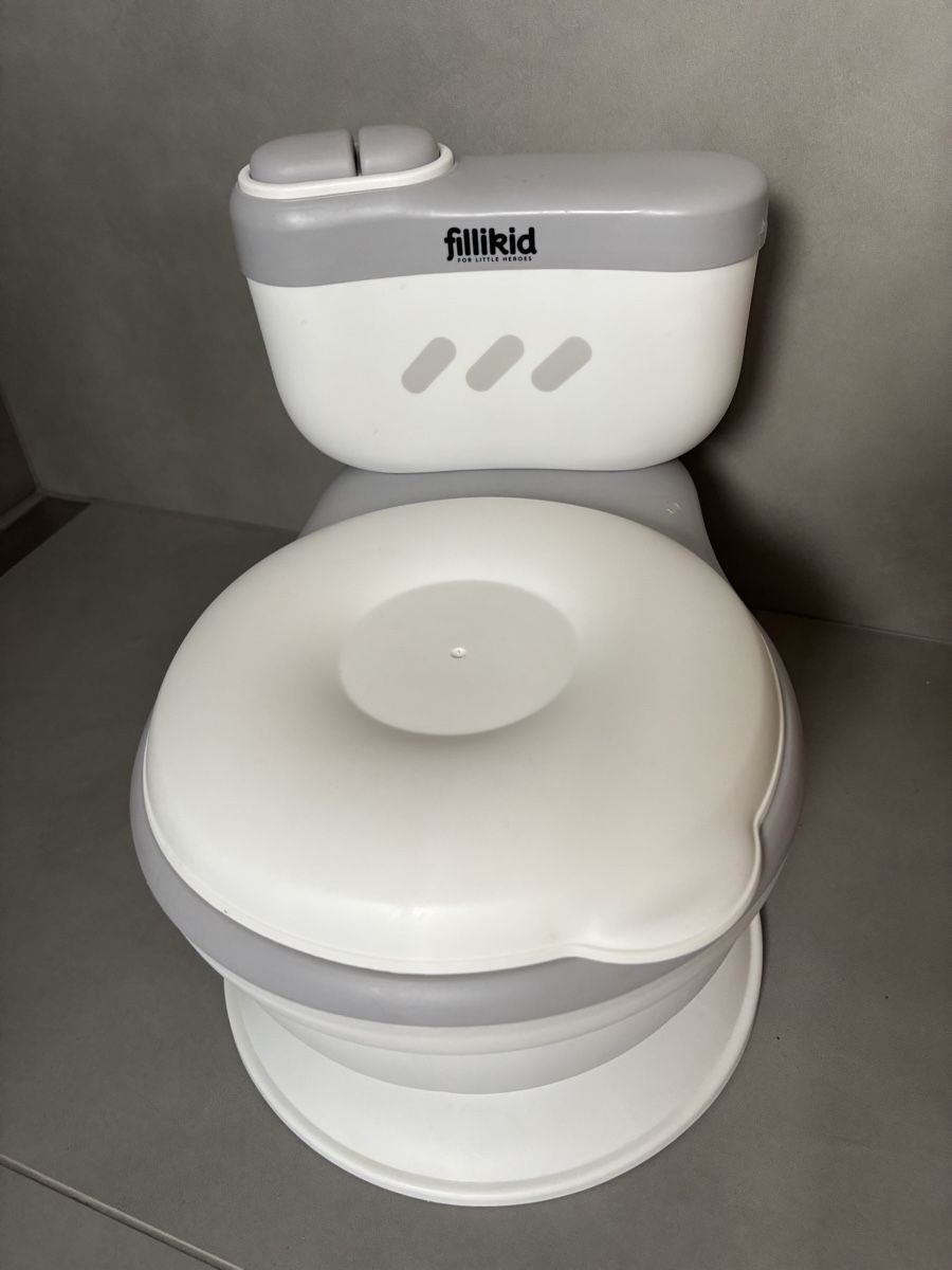 WC: fillikid Mini Toilette Marlin weiss/grau – Gebraucht aus Siebnen von nicole.stillman