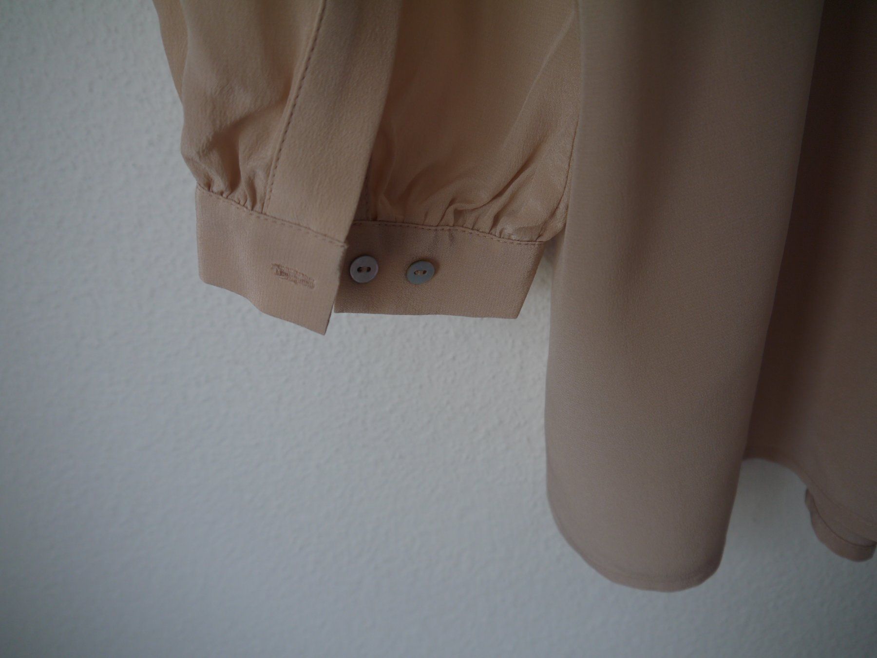 Madeleine Camicette: MADELEINE Bluse aus 100% Seide Gr.44 – Usato da Hagendorn venduto da Blaf 2