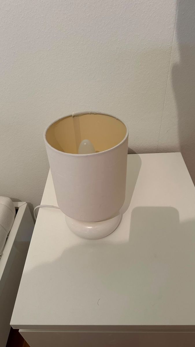 Lampade: Nachttisch  Lampe weiss – Nuovo (secondo la descrizione) da Unteraegeri venduto da Danijel3007