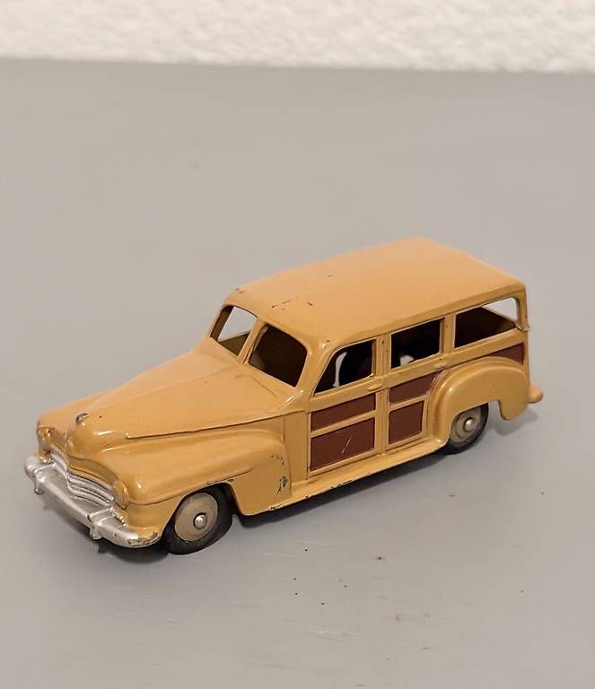 Dinky Toys Modellautos: Quatre Dinky Toys – Gebraucht aus Thônex von Fred_1973 1