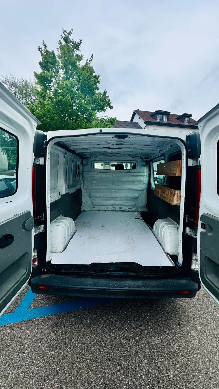 Renault Véhicules utilitaires: Renault Trafic Kastenwagen, 2011! – D'occasion à Adliswil par mb3_bk7z 1