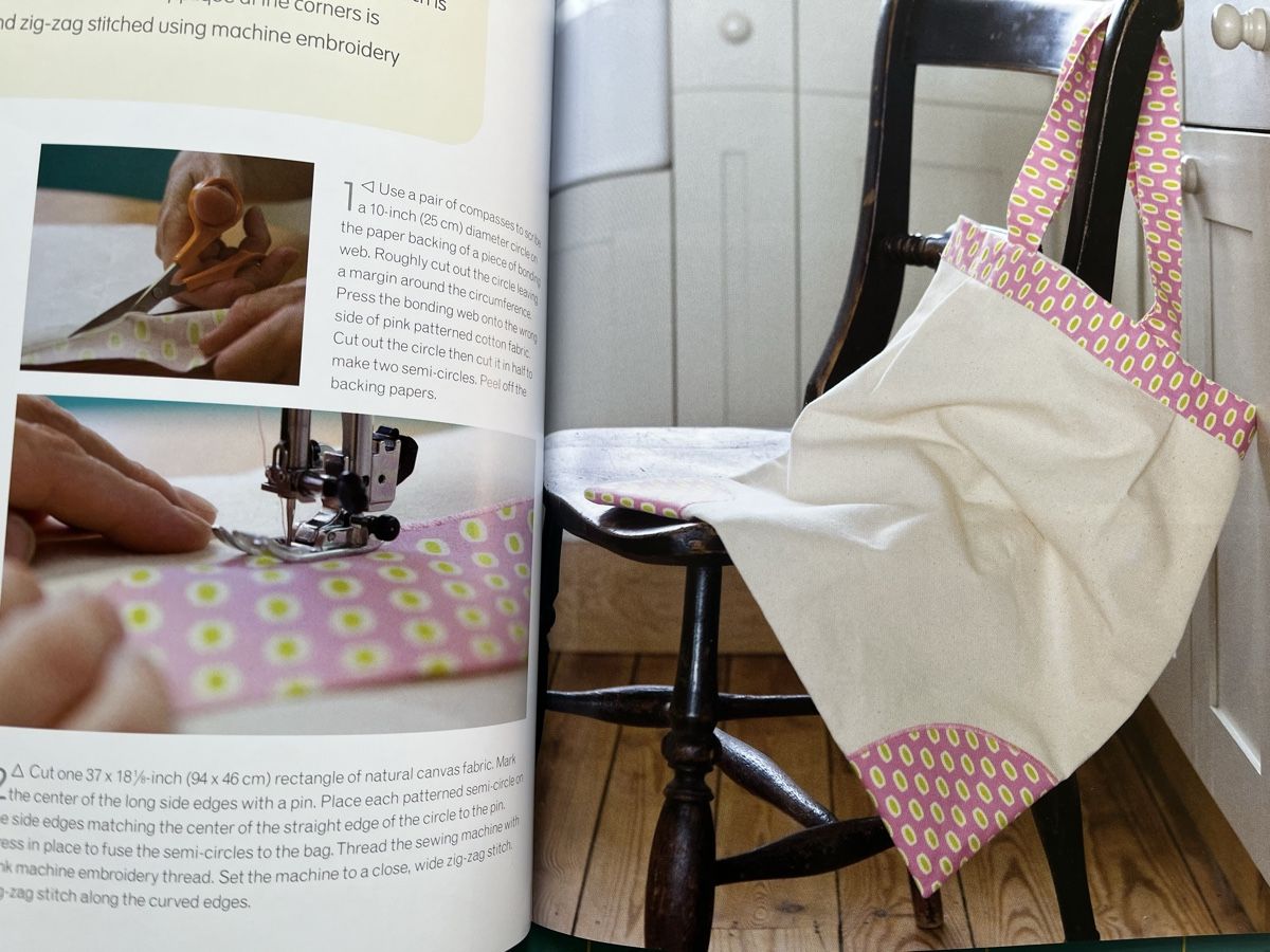 Libri: Book of bags – Nuovo (secondo la descrizione) da Novazzano venduto da mag_9klv 2