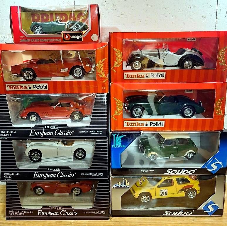 Modellini d'auto: Lot miniatures 1/18 – Usato da Fribourg venduto da diecast-models 2