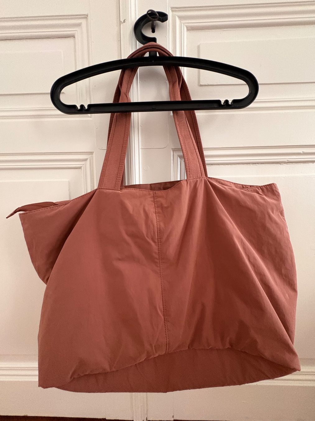 Oysho Borse da donna: Oysho Tasche gross rosé – Usato da Lausanne venduto da kasiabkasiab 1